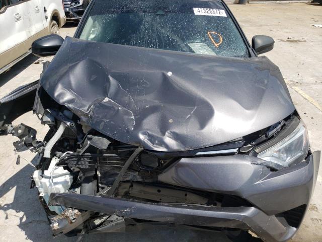 Photo 7 from auction – 2017 TOYOTA RAV4 LE with VIN JTMBFREV9HJ135676