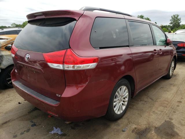 Photo 4 from auction – 2014 TOYOTA SIENNA XLE with VIN 5TDYK3DC5ES484402