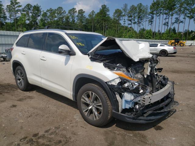 TOYOTA HIGHLANDER 2016 with VIN 5TDKKRFH9GS156923 - Photo from auction