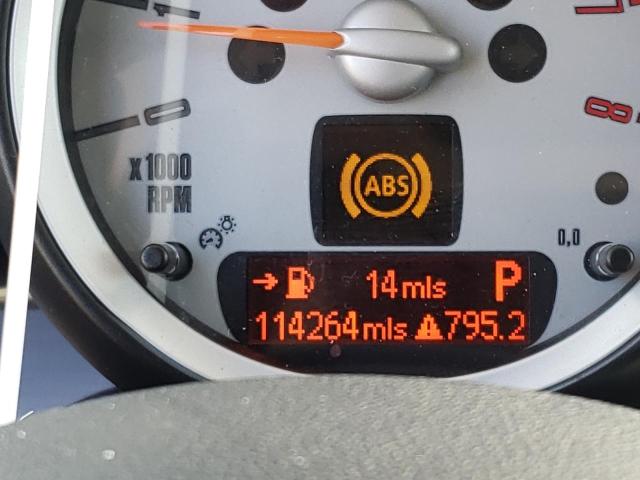Photo 8 from auction – 2007 MINI COOPER S with VIN WMWMF73597TL90909