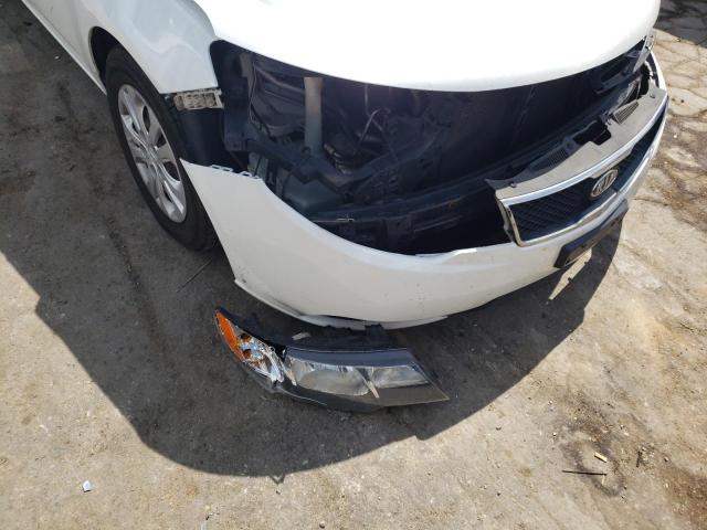 Photo 9 from auction – 2010 KIA FORTE EX with VIN KNAFU4A29A5816261