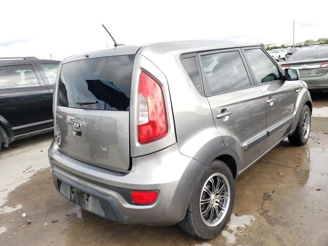 Photo 4 from auction – 2013 KIA SOUL with VIN KNDJT2A51D7621682