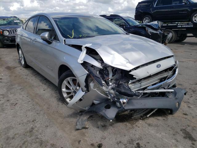 FORD FUSION SE 2019 with VIN 3FA6P0LU1KR183972 - Photo from auction