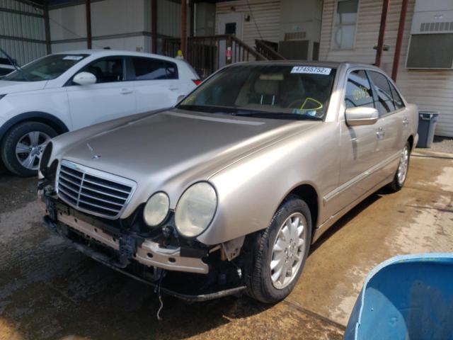 Photo 2 from auction – 2000 MERCEDES-BENZ E 320 4MAT with VIN WDBJF82J5YX034458
