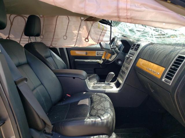 Photo 5 from auction – 2009 LINCOLN MKX with VIN 2LMDU68CX9BJ08001