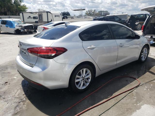 Photo 4 from auction – 2017 KIA FORTE LX with VIN 3KPFL4A73HE080496