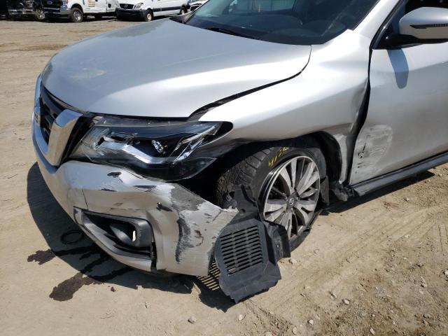 Photo 9 from auction – 2017 NISSAN PATHFINDER with VIN 5N1DR2MN1HC645965