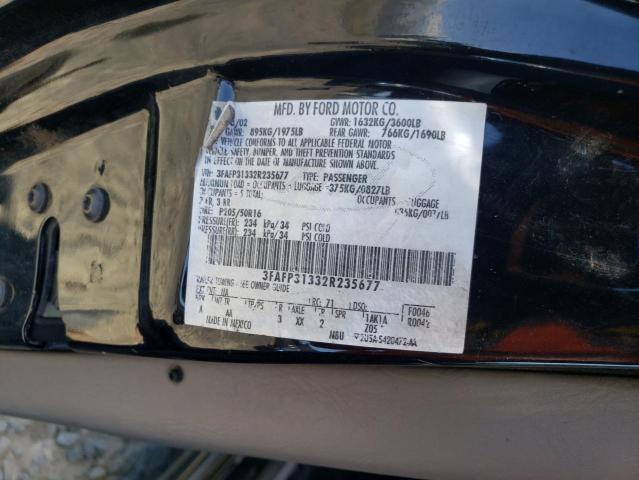 Photo 10 from auction – 2002 FORD FOCUS ZX3 with VIN 3FAFP31332R235677