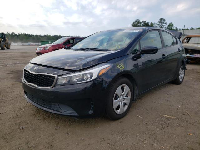 Photo 2 from auction – 2017 KIA FORTE LX with VIN 3KPFK4A76HE035488