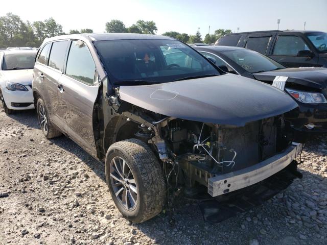 TOYOTA HIGHLANDER 2019 with VIN 5TDJZRFH4KS704715 - Photo from auction