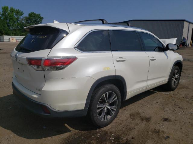 Photo 4 from auction – 2016 TOYOTA HIGHLANDER with VIN 5TDKKRFH9GS156923