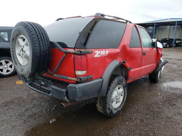 Photo 4 from auction – 2000 CHEVROLET BLAZER with VIN 1GNCT18W0YK102649