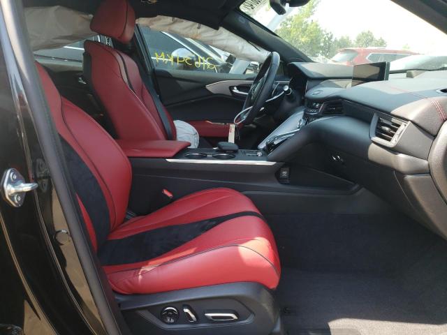 Photo 5 from auction – 2021 ACURA TLX TECH A with VIN 19UUB6F53MA801282