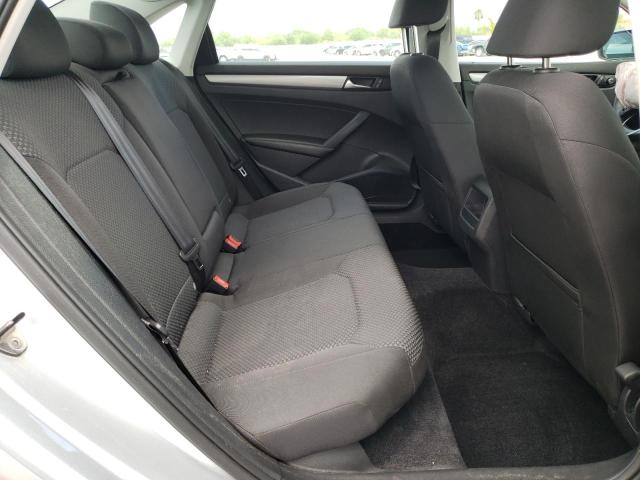 Photo 6 from auction – 2013 VOLKSWAGEN PASSAT S with VIN 1VWAH7A30DC094381