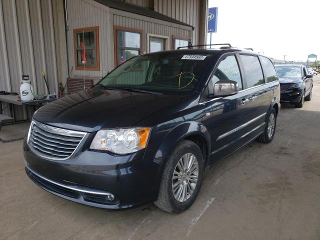 Photo 2 from auction – 2014 CHRYSLER TOWN & COU with VIN 2C4RC1CG8ER239614