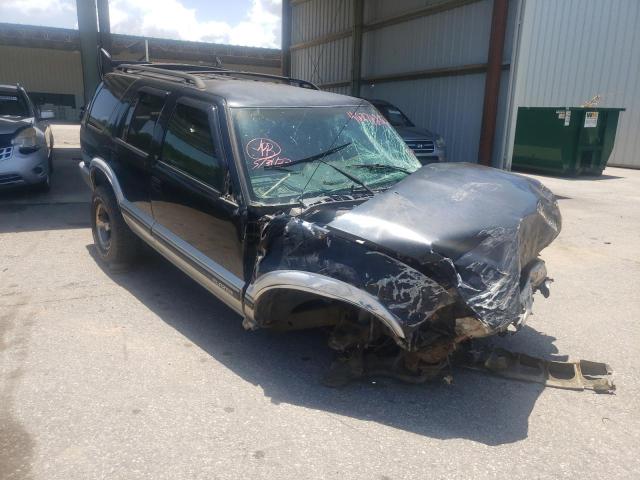 CHEVROLET BLAZER 1995 with VIN 1GNDT13W8S2218510 - Photo from auction