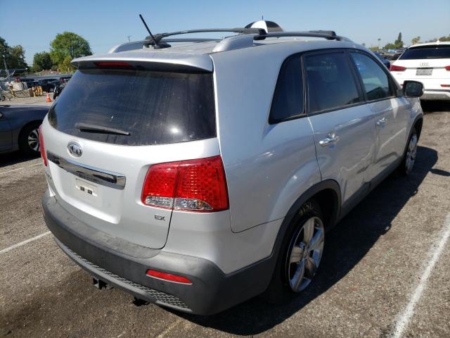Photo 4 from auction – 2012 KIA SORENTO EX with VIN 5XYKU4A64CG279359