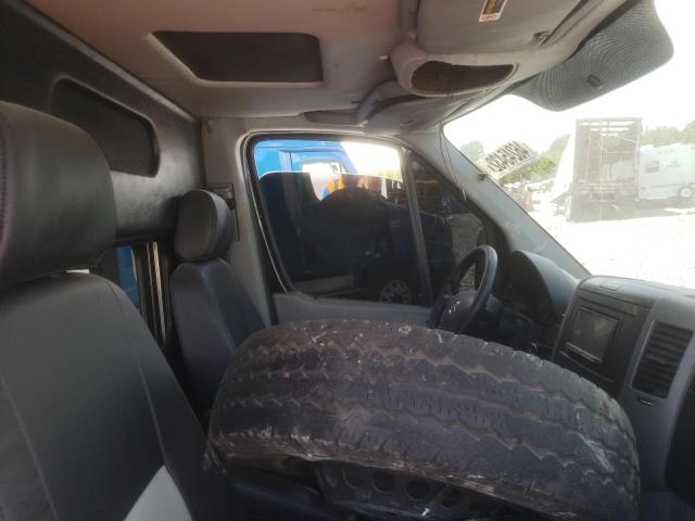 Photo 5 from auction – 2017 MERCEDES-BENZ SPRINTER 3 with VIN WDAPF4CC5HP521425