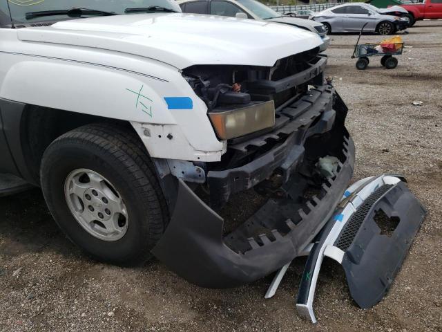 Photo 9 from auction – 2004 CHEVROLET AVALANCHE with VIN 3GNEC12T54G138877