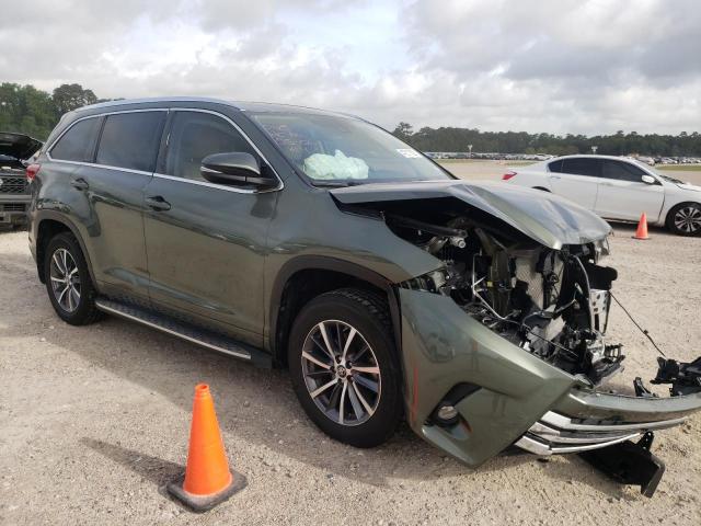 TOYOTA HIGHLANDER 2018 with VIN 5TDKZRFH4JS280584 - Photo from auction