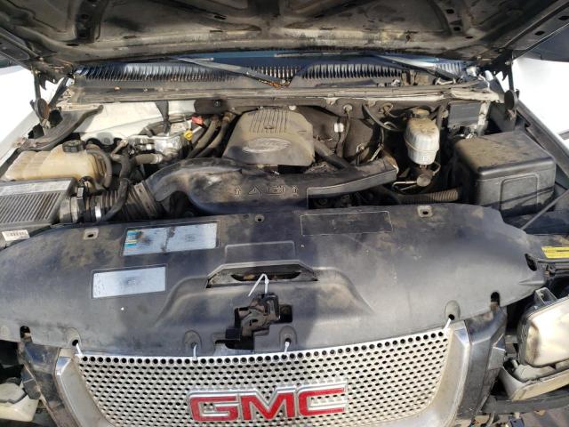Photo 7 from auction – 2004 GMC YUKON with VIN 1GKEC13V34J133978