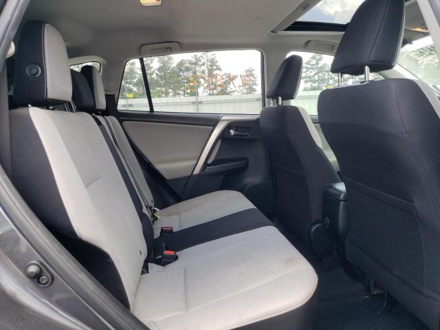 Photo 6 from auction – 2017 TOYOTA RAV4 XLE with VIN JTMWFREV3HJ706984