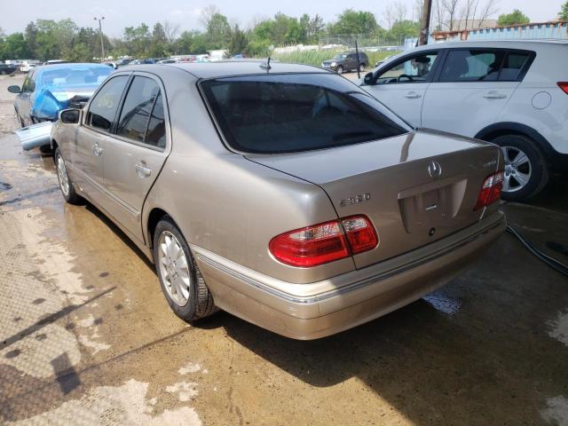 Photo 3 from auction – 2000 MERCEDES-BENZ E 320 4MAT with VIN WDBJF82J5YX034458