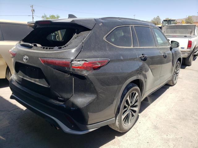 Photo 4 from auction – 2021 TOYOTA HIGHLANDER with VIN 5TDLZRAH0MS048175