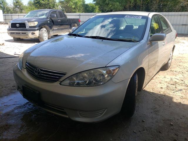 Photo 2 from auction – 2005 TOYOTA CAMRY LE with VIN 4T1BE32K55U047935