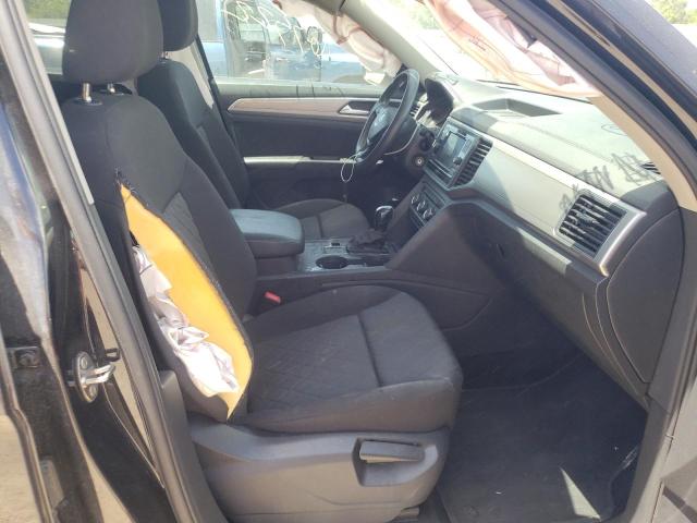Photo 5 from auction – 2018 VOLKSWAGEN ATLAS S with VIN 1V2AP2CA3JC531207