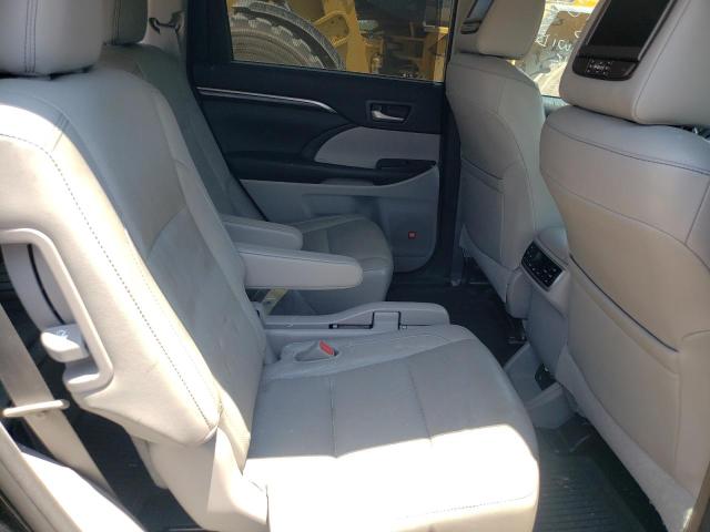 Photo 6 from auction – 2015 TOYOTA HIGHLANDER with VIN 5TDYKRFH8FS061455