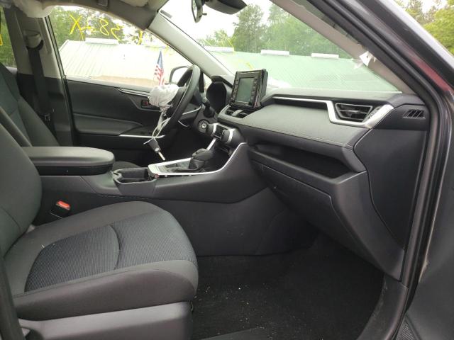 Photo 5 from auction – 2020 TOYOTA RAV4 LE with VIN JTMF1RFV1LD052054
