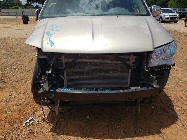 Photo 9 from auction – 2016 CHRYSLER TOWN & COU with VIN 2C4RC1CG2GR283031