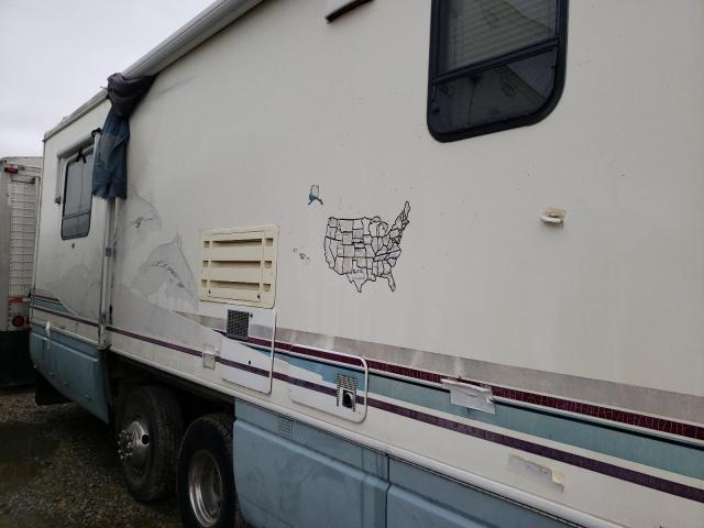 Photo 9 from auction – 1997 DOLP MOTORHOME with VIN 3FCMF53GXVJA25533