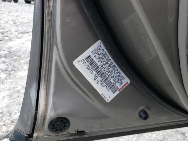 Photo 10 from auction – 2000 LEXUS ES 300 with VIN JT8BF28G8Y0279714