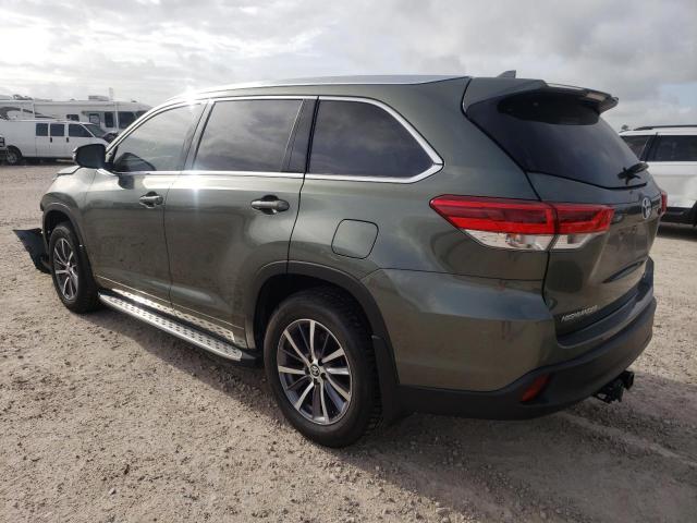 Photo 3 from auction – 2018 TOYOTA HIGHLANDER with VIN 5TDKZRFH4JS280584