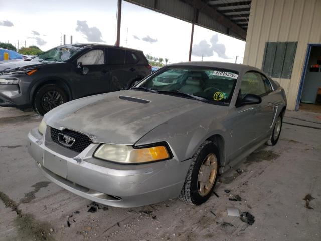 Photo 2 from auction – 2000 FORD MUSTANG with VIN 1FAFP4045YF275779