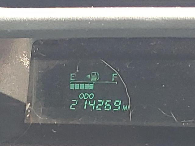 Photo 8 from auction – 2005 TOYOTA PRIUS with VIN JTDKB20U253028115