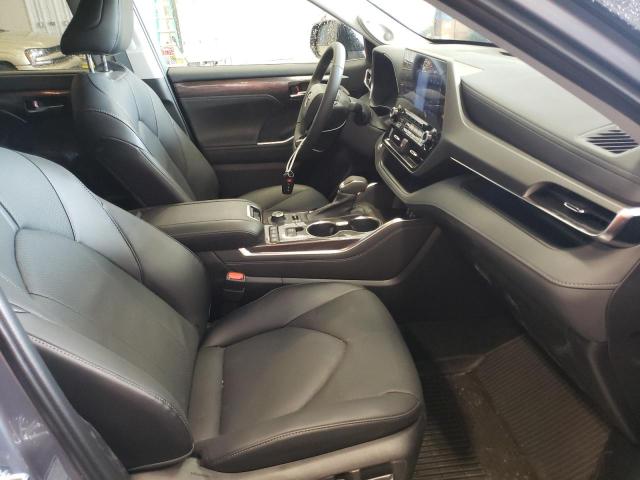 Photo 5 from auction – 2022 TOYOTA HIGHLANDER with VIN 5TDDZRBH5NS209270