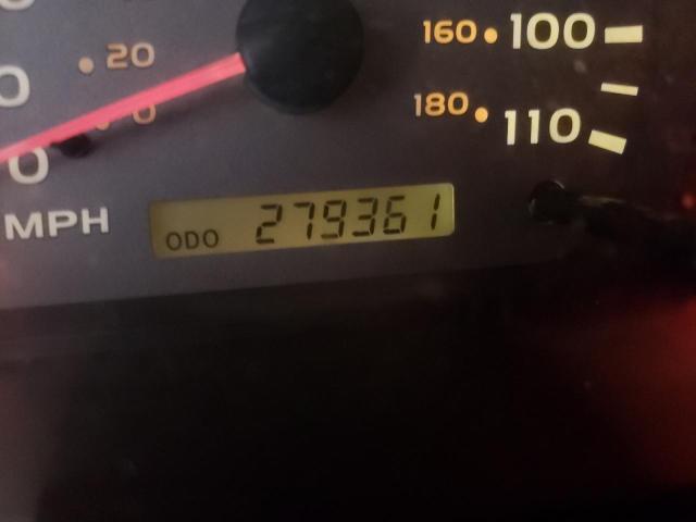Photo 8 from auction – 2001 TOYOTA SEQUOIA SR with VIN 5TDBT44A11S019875