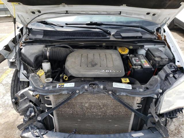 Photo 7 from auction – 2014 CHRYSLER TOWN & COU with VIN 2C4RC1BG9ER272641