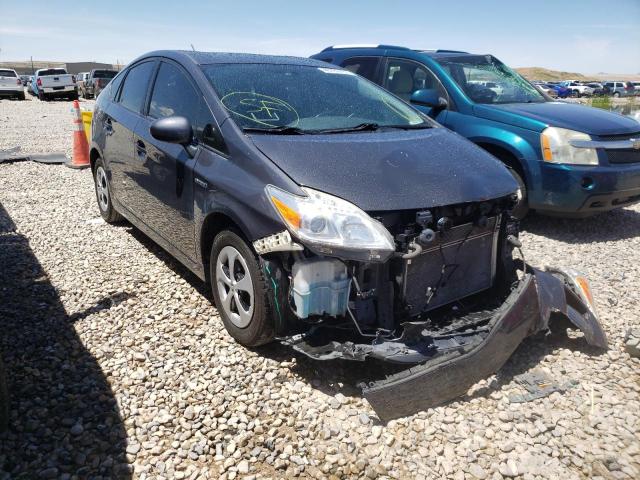 TOYOTA PRIUS 2015 مع رقم تعريف المركبة JTDKN3DU4F0451627 - صورة من المزاد