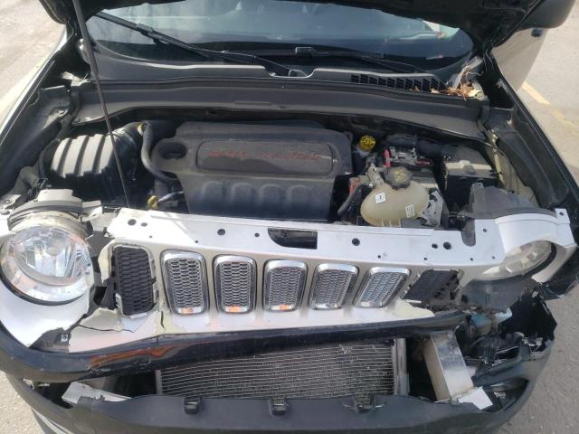 Photo 7 from auction – 2017 JEEP RENEGADE S with VIN ZACCJBAB4HPG03819