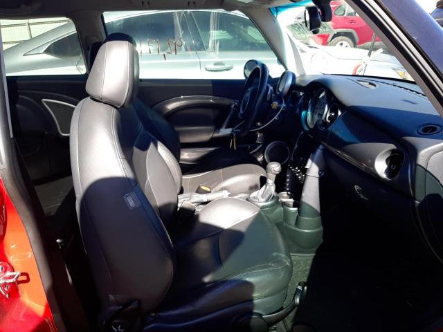 Photo 5 from auction – 2006 MINI COOPER S with VIN WMWRE33506TJ38093