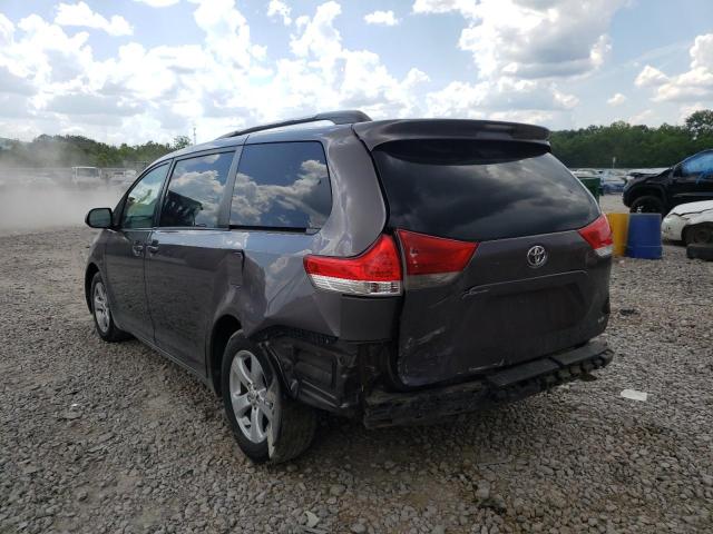 Photo 3 from auction – 2011 TOYOTA SIENNA with VIN 5TDKK3DC4BS017554