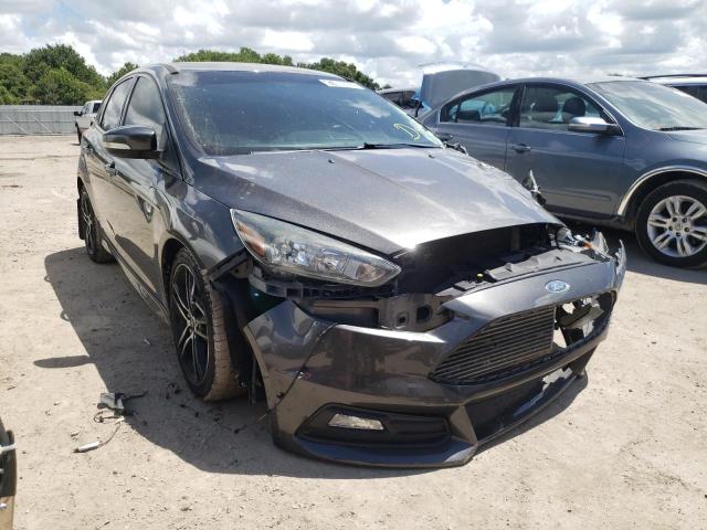 FORD FOCUS ST 2015 with VIN 1FADP3L9XFL240341 - Photo from auction