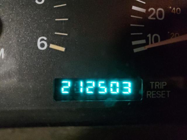 Photo 8 from auction – 2001 JEEP CHEROKEE C with VIN 1J4FT58S81L617984