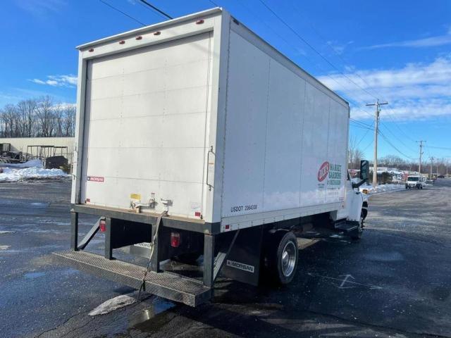 Photo 4 from auction – 2005 GMC C5500 C5C0 with VIN 1GDE5C1225F525389