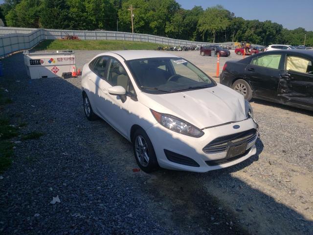 FORD FIESTA SE 2017 with VIN 3FADP4BJ8HM113252 - Photo from auction