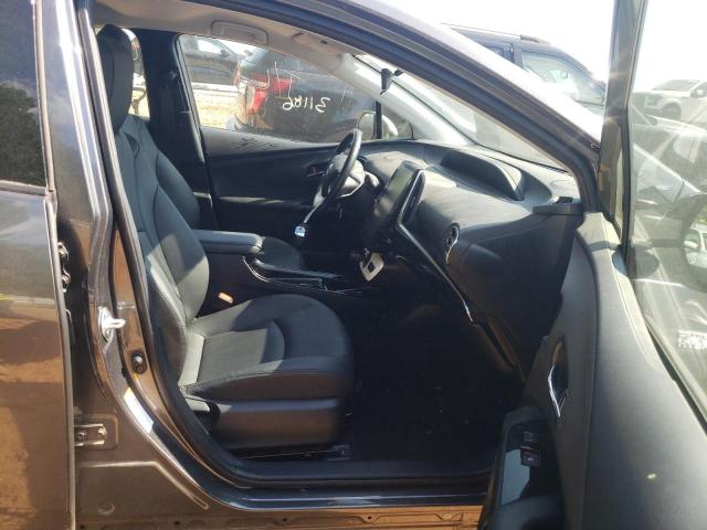 Photo 5 from auction – 2017 TOYOTA PRIUS PRIM with VIN JTDKARFPXH3062336